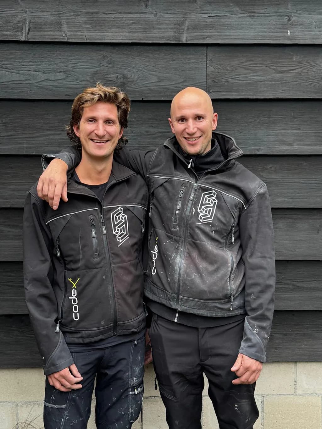 2 Broers 4 Rechterhanden